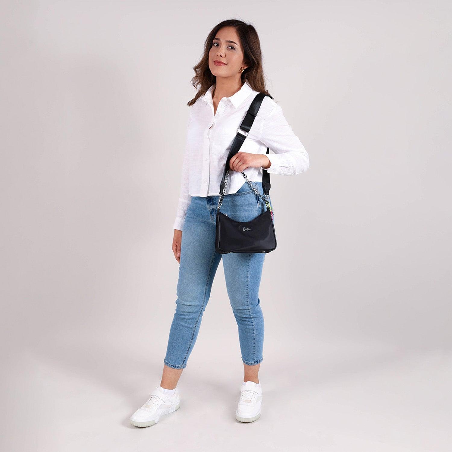 Bolso Baguette Negro Barbie by Gorett Yuritzy