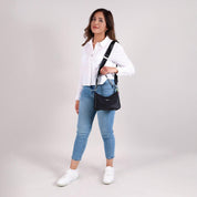 Bolso Baguette Negro Barbie by Gorett Yuritzy