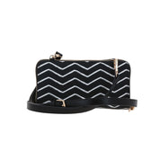 Cartera para mujer en Negro Barbie by Gorett Violeta