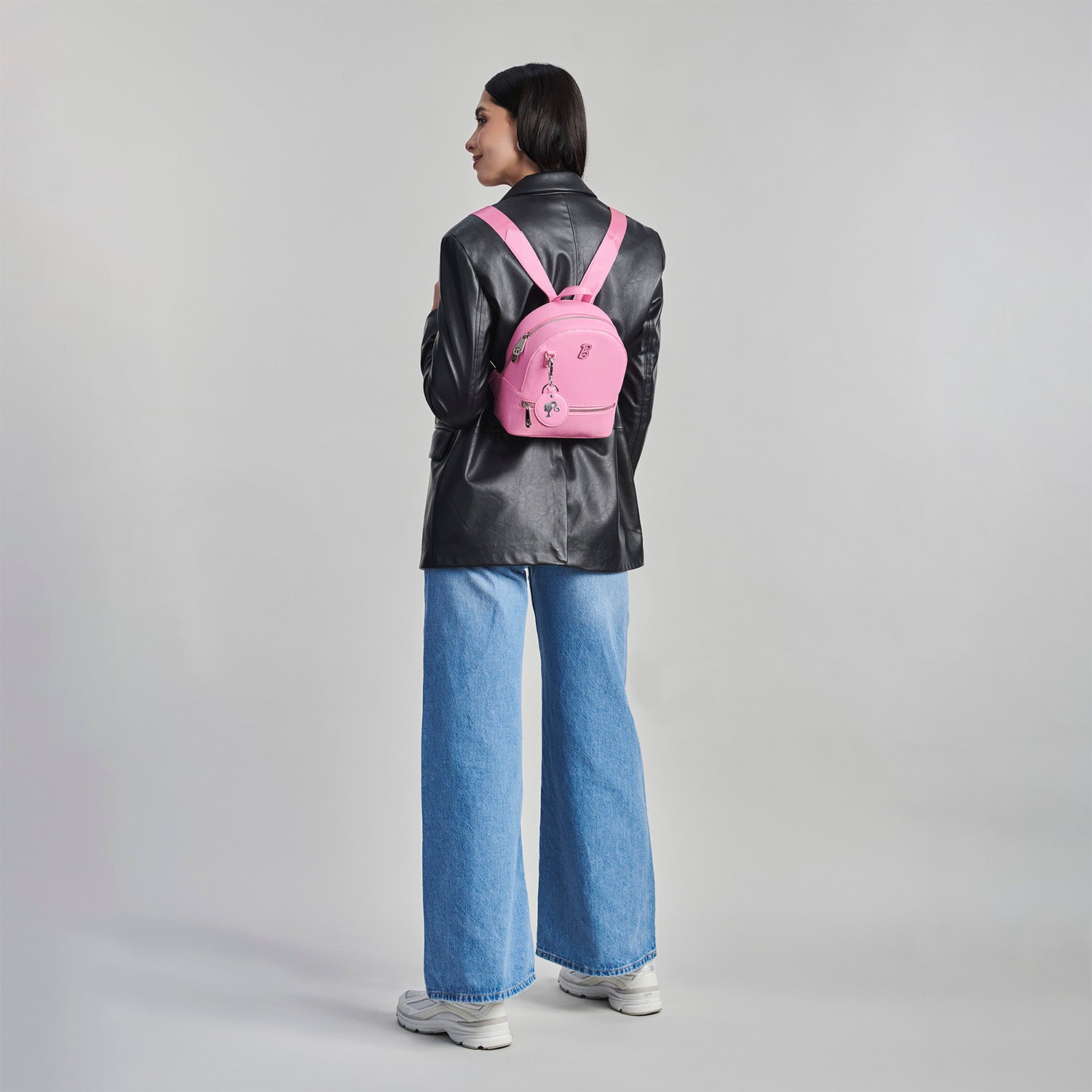 Mochila Rosa para Mujer Barbie by Gorett Patricya