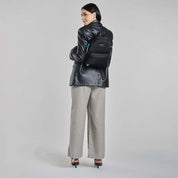 Mochila Negra para Mujer Gorett Tay