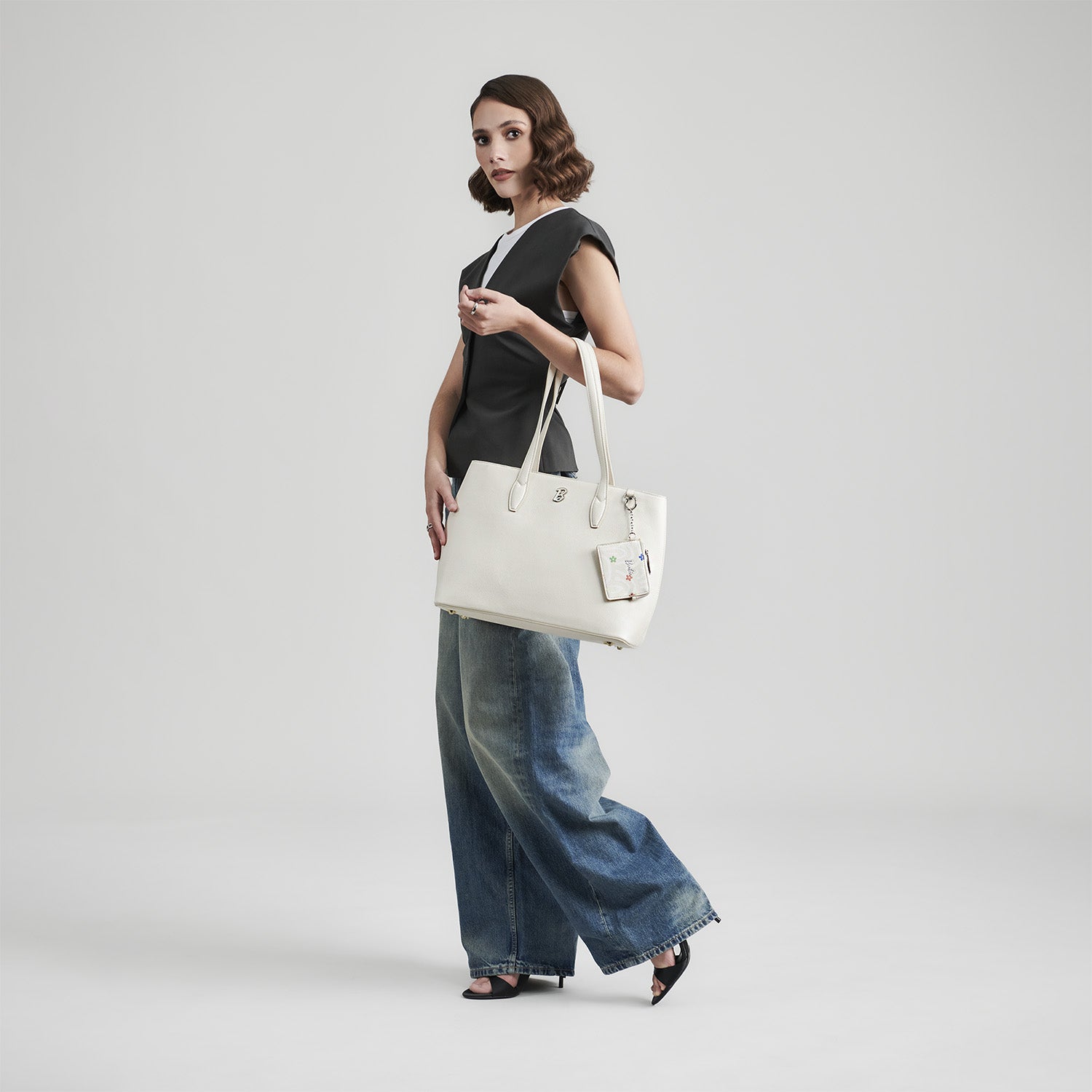 Tote Beige Barbie by Gorett Colección Veraa